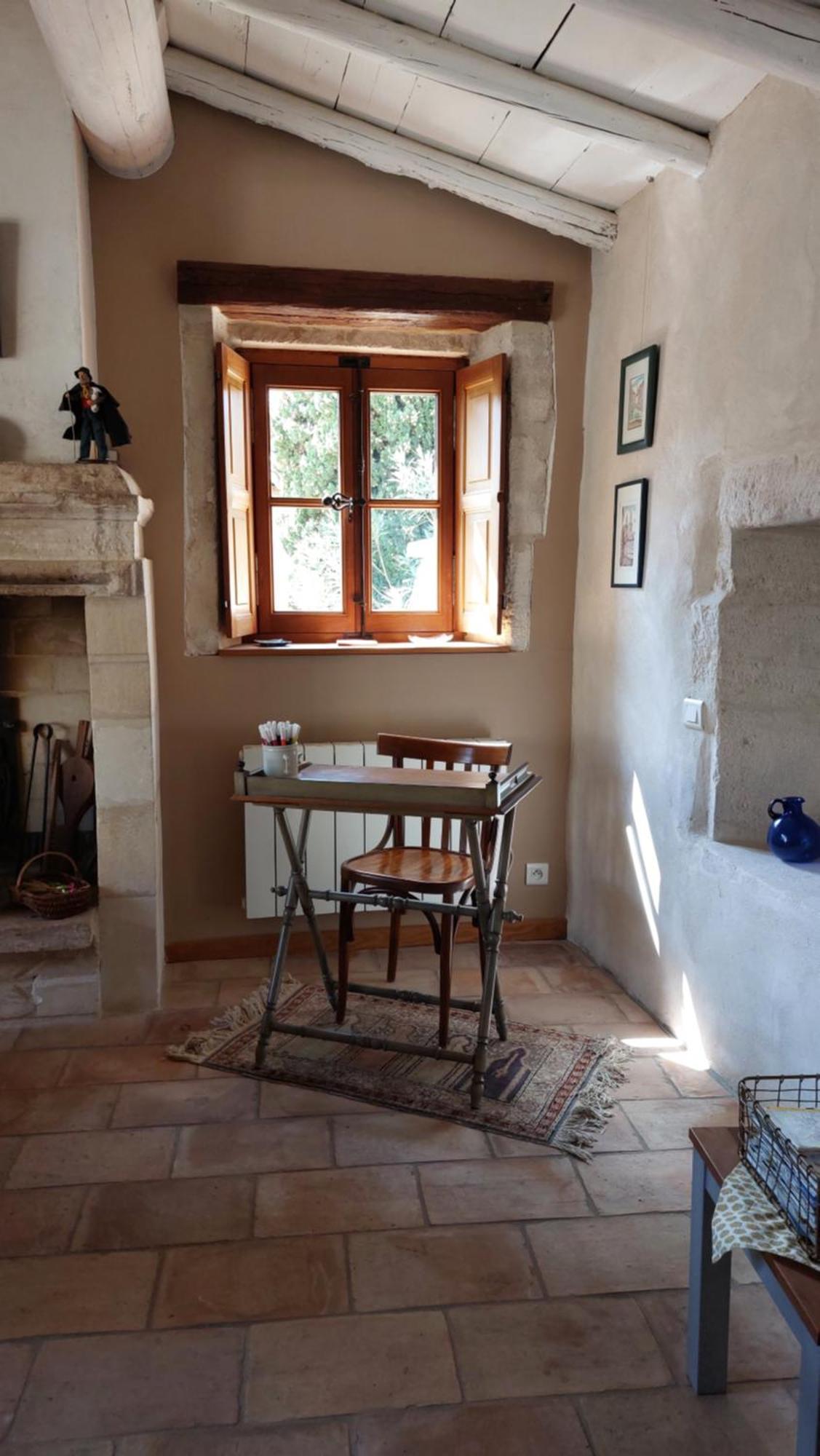 Le Petit Domeynes Meynes Exterior foto