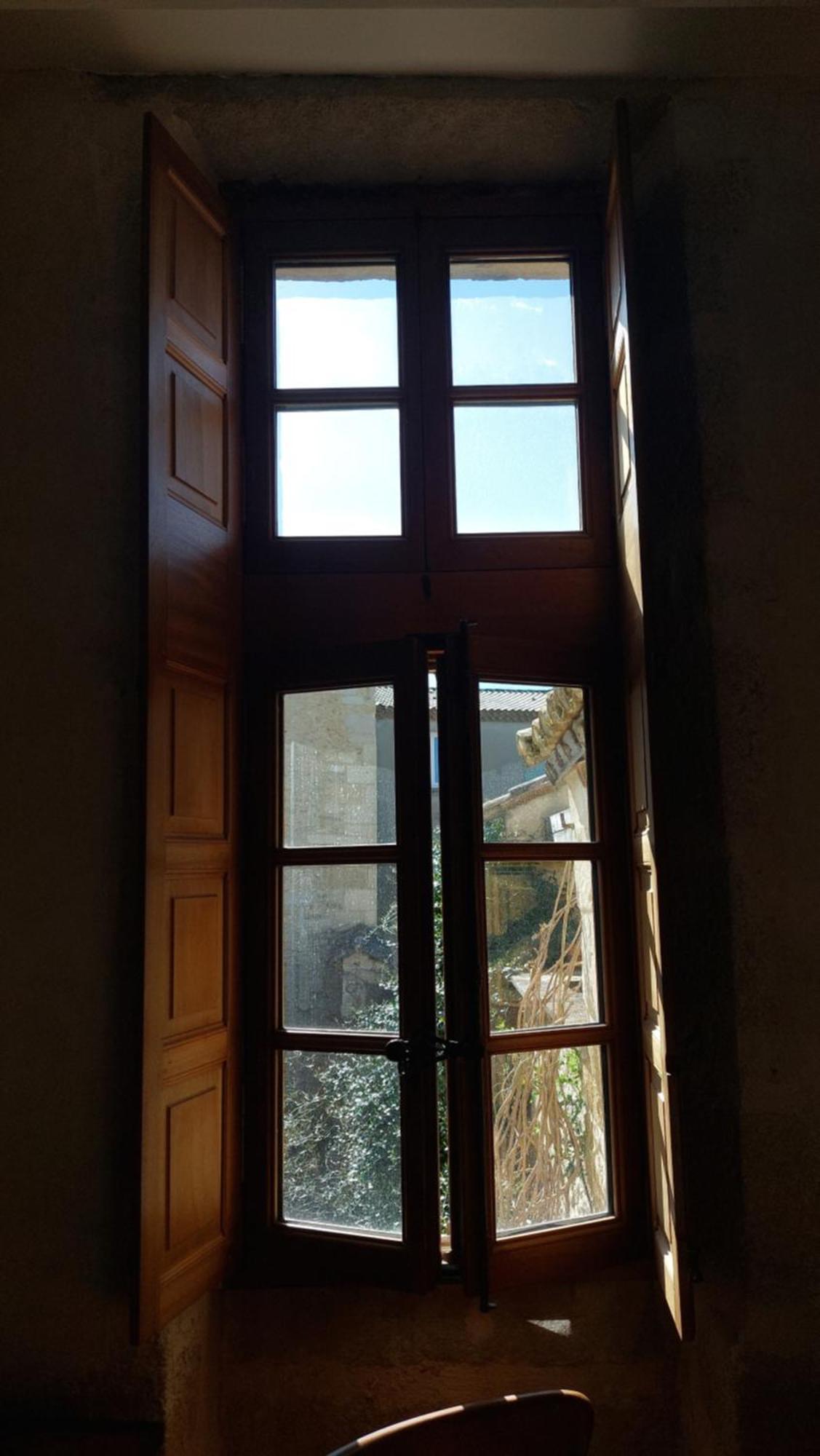Le Petit Domeynes Meynes Exterior foto