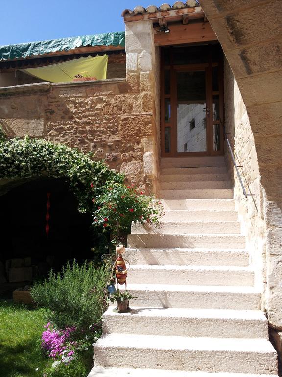 Le Petit Domeynes Meynes Exterior foto